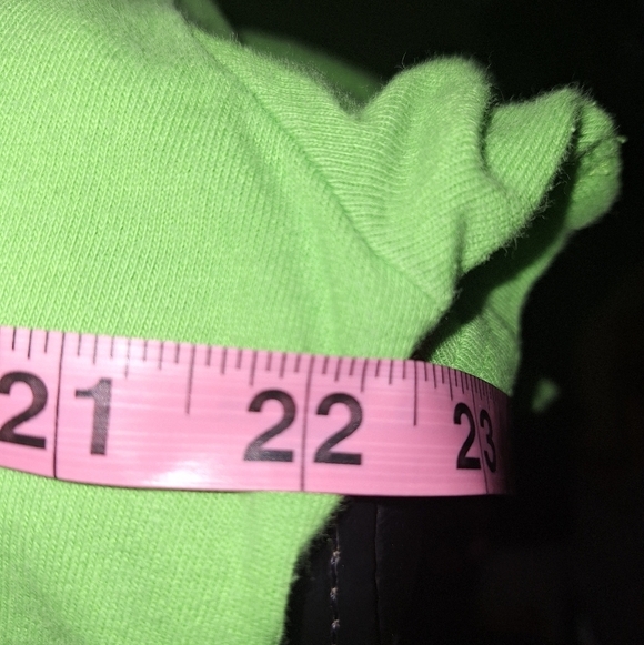 Vintage Champion Green Graphic T-Shirt in a men's size large. Pre-loved - Picture 4 of 6